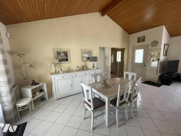 BOUAYE (secteur château Bois de la Noé) MAISON 94m² sur terrain de 879m²