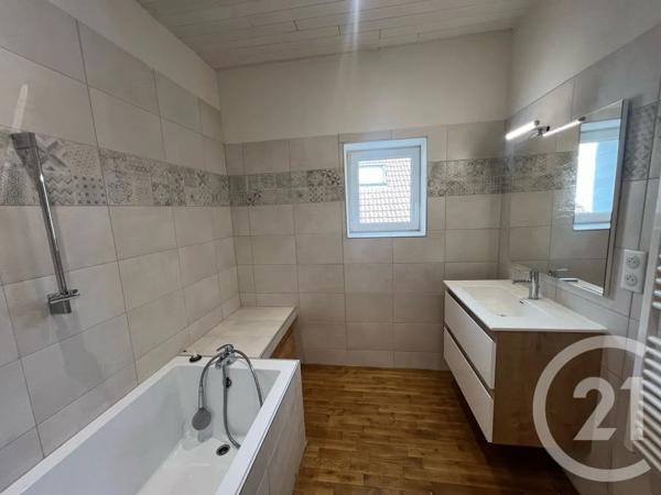 Appartement F6 à vendre  6 pièces - 123,15 m 2   AURILLAC  - 15