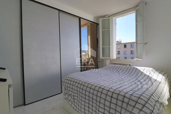 Marseille 13010  - Bel appartement T3 traversant de 55 m² avec balcon