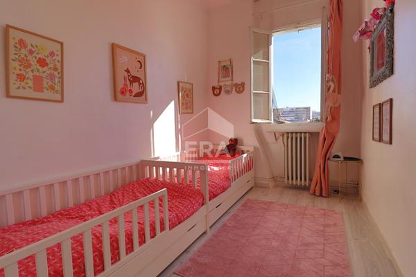 Marseille 13010  - Bel appartement T3 traversant de 55 m² avec balcon