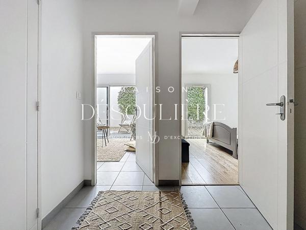 Appartement trois pièces, 12' a vélo du marché des halles