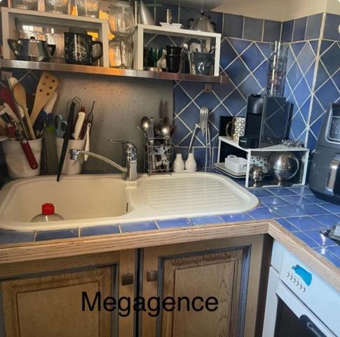 Appartement à CARQUEIRANNE, 83320 - 1 pièce 29m²