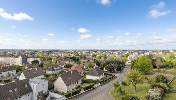 Appartement Caen 4 pièce(s) 84 m2 avec cave et garage