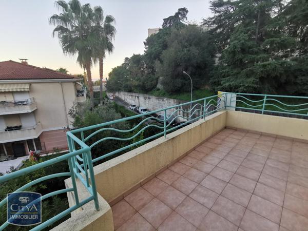 Appartement à louer 2 pièces 35.72m²