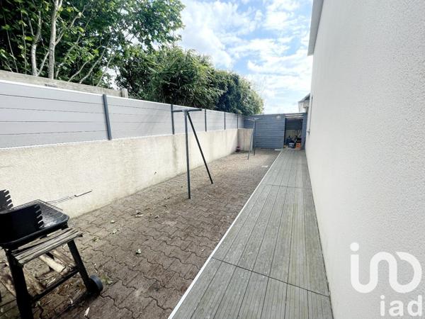 Maison traditionnelle 4 pièces de 75 m² à Merlevenez (56700)