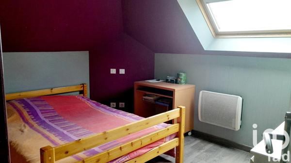 Maison traditionnelle 4 pièces de 75 m² à Merlevenez (56700)