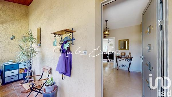 Maison traditionnelle 5 pièces de 152 m² à Taillades (84300)