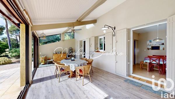 Maison traditionnelle 5 pièces de 152 m² à Taillades (84300)