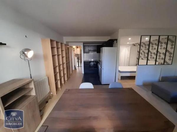 Appartement à louer 2 pièces 41.86m² Châtillon (92320)