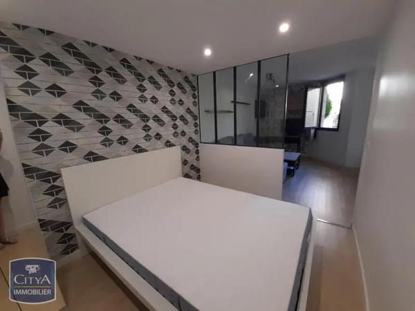 Appartement à louer 2 pièces 41.86m² Châtillon (92320)