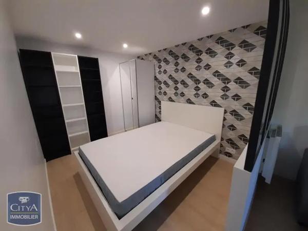 Appartement à louer 2 pièces 41.86m² Châtillon (92320)