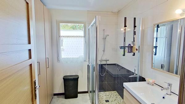 Maison d’architecte contemporaine de plain-pied – 151 m² – GOURIN (56)