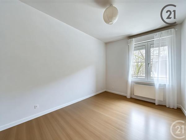 Appartement F4 à vendre  4 pièces - 82 m2 REIMS - 51