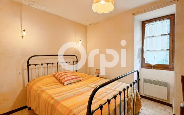 Maison à vendre    7 pièces • 228 m2 Ruoms
