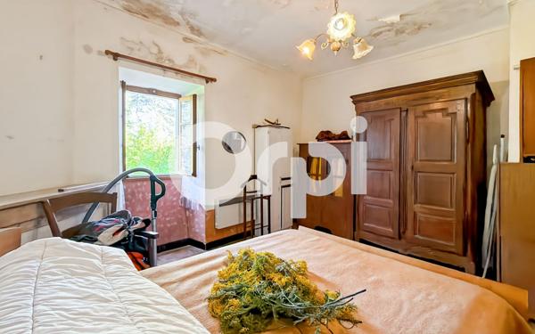 Maison à vendre    7 pièces • 228 m2 Ruoms