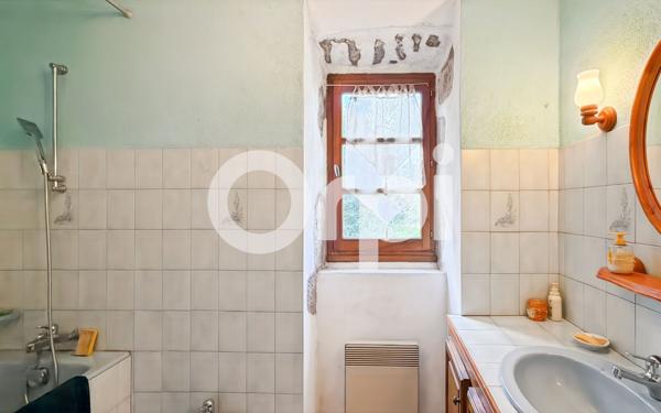 Maison à vendre    7 pièces • 228 m2 Ruoms