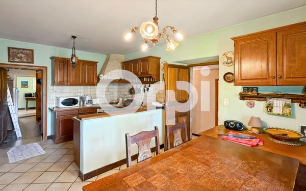 Maison à vendre    7 pièces • 228 m2 Ruoms