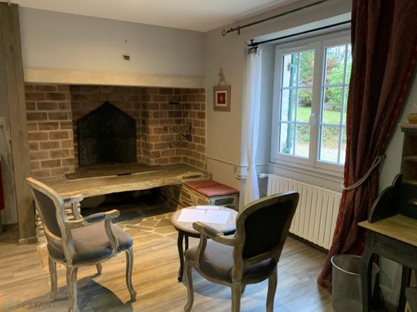 Magnifique Manoir du XVIe siècle typique du Périgord vert.