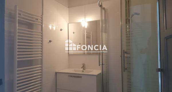 Location Appartement 2 pièces 49.82 m² - Grenoble 38000