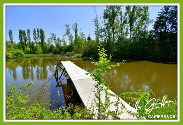 Dpt Cher (18), à vendre CHATEAUMEILLANT terrain