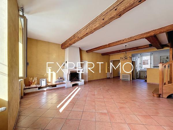 Villefranche-de-Lauragais (31290) Ensemble immobilier composé de 3 logements indépendants, d'une surface utile de 528m2 env.