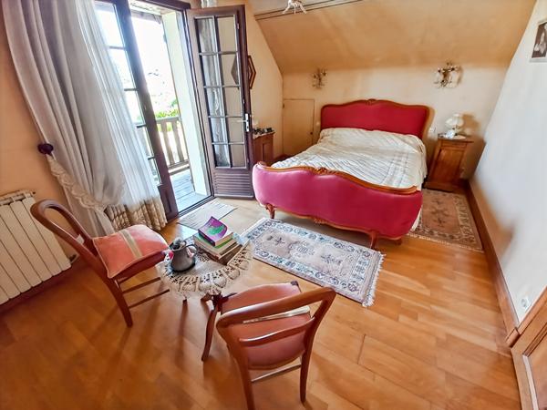 MAISON-PETIT CORONNE