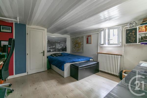 Maison à vendre  6 pièces - 75,29 m2 LA VARENNE ST HILAIRE - 94