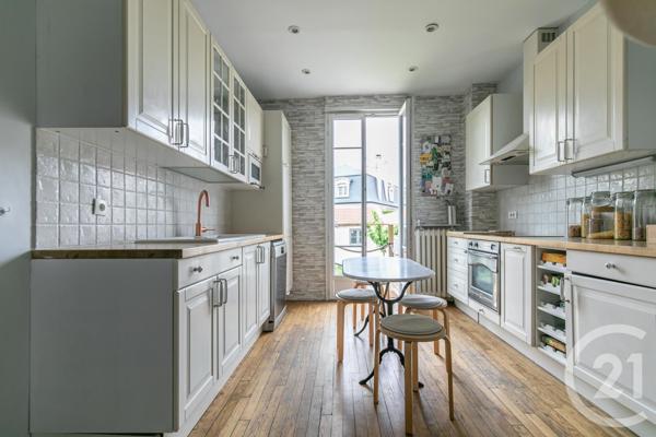 Maison à vendre  6 pièces - 75,29 m2 LA VARENNE ST HILAIRE - 94