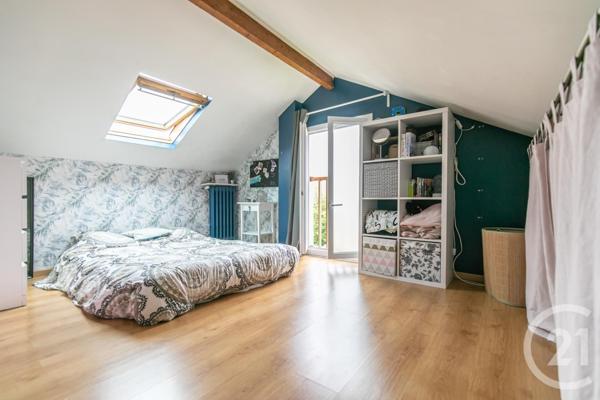 Maison à vendre  6 pièces - 75,29 m2 LA VARENNE ST HILAIRE - 94