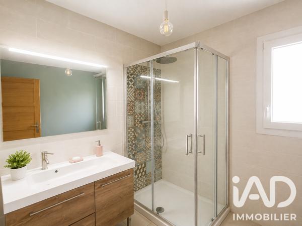 Maison à vendre 5 pièces 130 m² Vergèze
