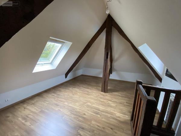 Maison à louer à Noyal-Châtillon-sur-Seiche en Ille-et-Vilaine (35230), ref : 019/5331