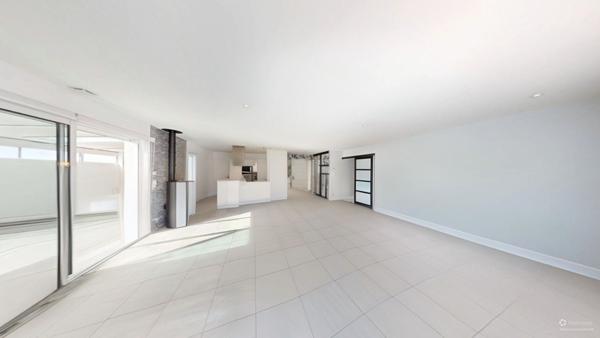 Maison contemporaine avec piscine