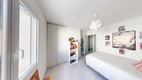 Maison contemporaine avec piscine