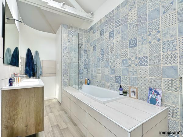 Vente Maison 200m2 - 5 chambre(s) - Marcq en Baroeul, Croisé Laroche • Réf. VM29604