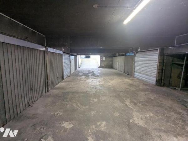 BOX  de 14m² / RUE ACHILLE MARTINET