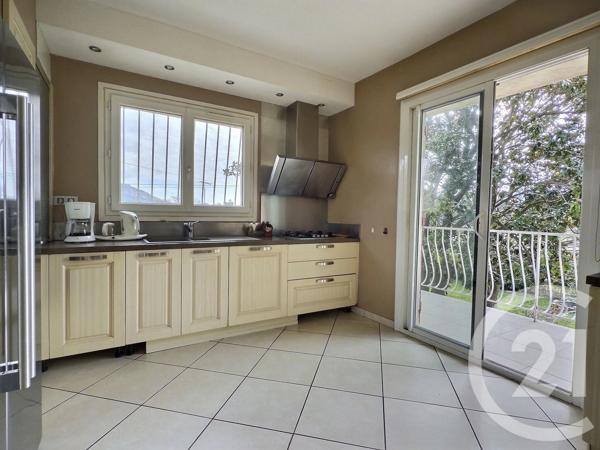 Maison à vendre  5 pièces - 146 m 2   LA CRAU  - 83
