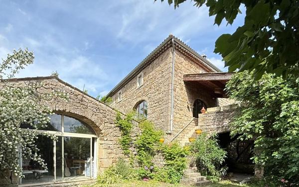 Maison à vendre    4 pièces • 130 m2 Lablachère