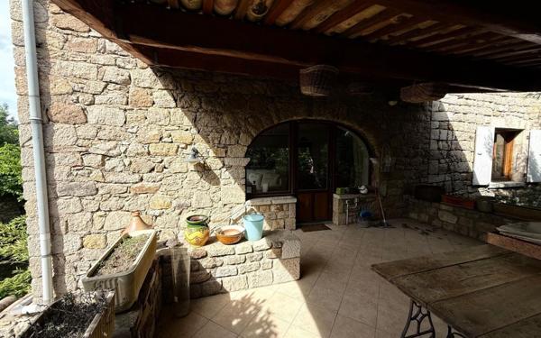 Maison à vendre    4 pièces • 130 m2 Lablachère