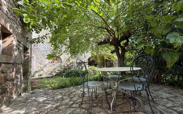 Maison à vendre    4 pièces • 130 m2 Lablachère