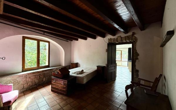 Maison à vendre    4 pièces • 130 m2 Lablachère