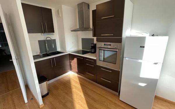 Appartement à louer    3 pièces •  Séné