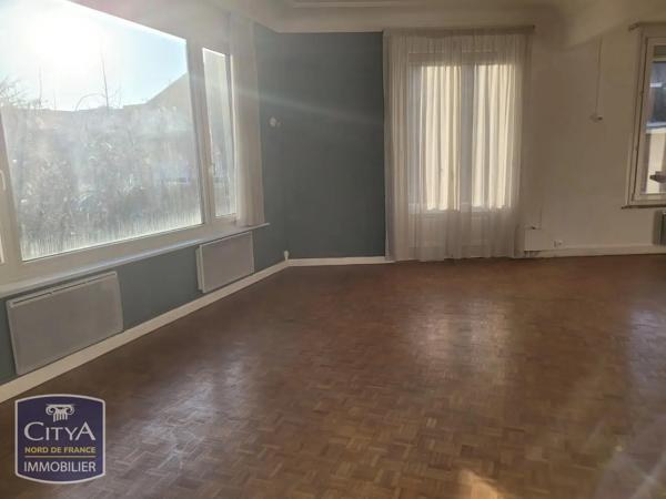 Appartement à louer 5 pièces 115.02m² Valenciennes (59300)