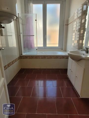Appartement à louer 5 pièces 115.02m² Valenciennes (59300)