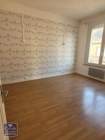 Appartement à louer 5 pièces 115.02m² Valenciennes (59300)