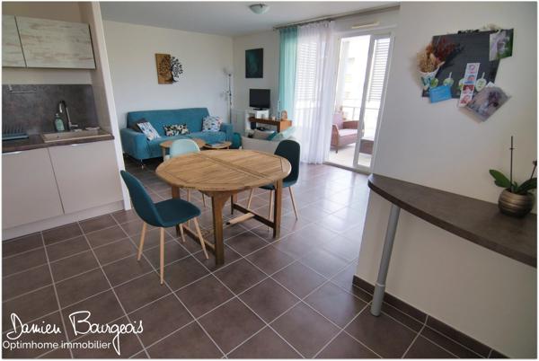 T3 avec terrasse, vue sur le Jura et garage