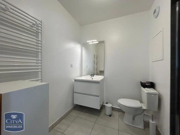 Appartement à louer 1 pièce 28.18m² Angers (49000)
