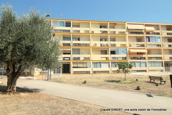 Balaruc-les-Bains (34540) T1 de 19 m2 + terrasse 3.67m2 au cœur du centre-ville de Balaruc-Les-Bains