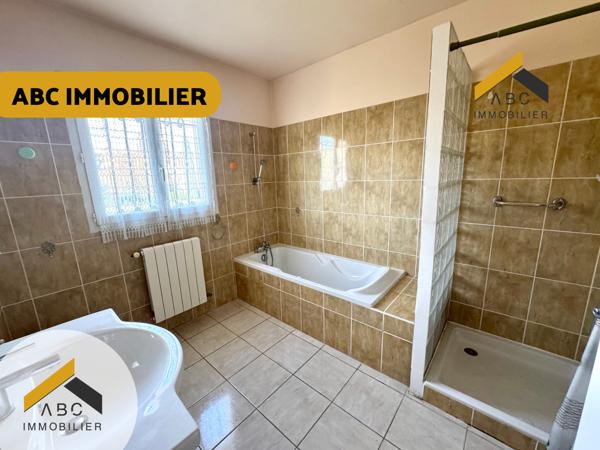 Orange (84100) Magnifique maison récente avec grand garage