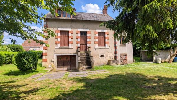 Maison 5 pièces avec terrain généreux à rénover
