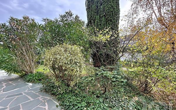 Maison à vendre    5 pièces • 177 m2 Maisons-Alfort